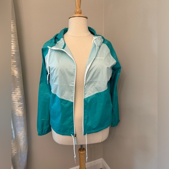 Columbia Jacket 🩵 - Picture 3 of 6